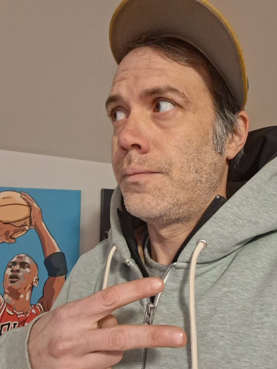 wallydubz's tweet photo. What I got going today. Headed to the market I'm selling at so gonna be semi out of the loop most of the day. Go Pats!
#IBL #CBB #ATPMontpellier #SuperBowl https://t.co/za8BEL1br8