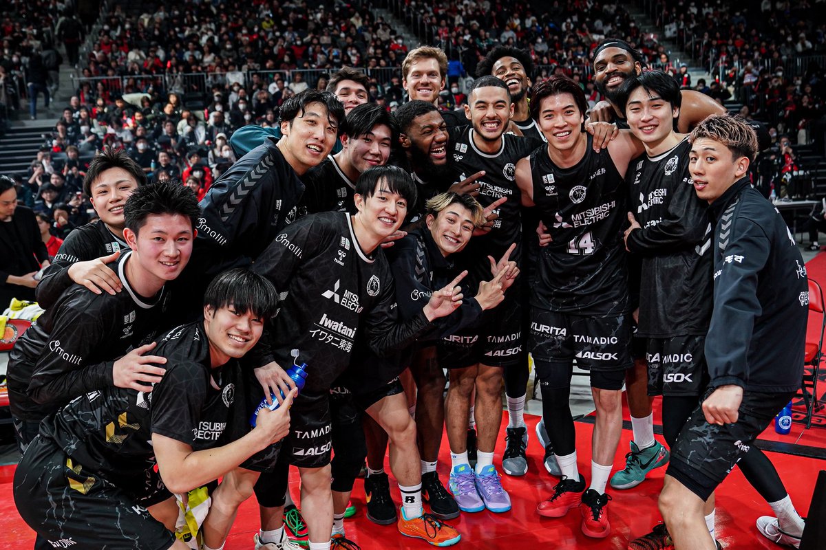 🤝🙂‍↕️📸💥 @t_aaaa23 #DOLPHINS