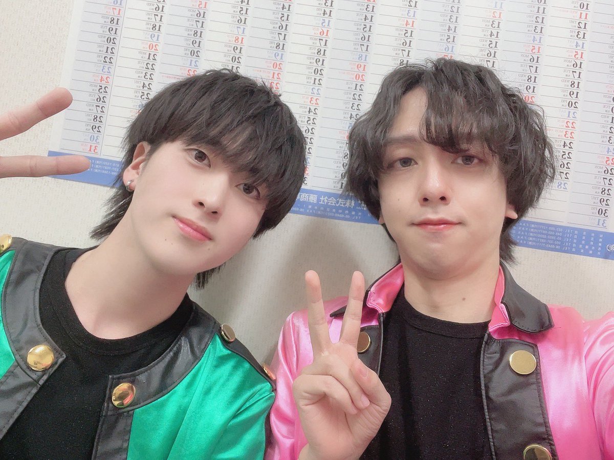 福山コロナワールドライブ&amp;オフ会ありがとうございました✨

ライブでは広島の温かさとメンバーの絆を感じて、なんだかエモいなぁと…←

オフ会も締めくくりに相応しく、沢山話して食べて笑っての素敵タイムでした😌

おうちに着くまでが遠征じゃけ、皆気をつけて帰るんだぞーーー💥

#楽遊MEID