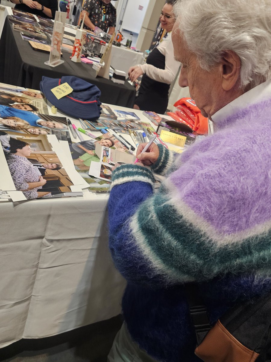 AGarnatz's tweet photo. @hwinkler4real This was at creep ie con in Ontario ca. You were the nicest and super sweet to my daughter.  We bought a book off of you also https://t.co/oGS5BnSOou