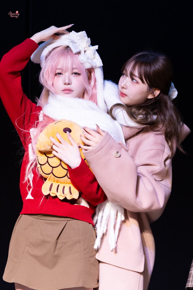 260208     

#트리플에스 #하연 #채원
