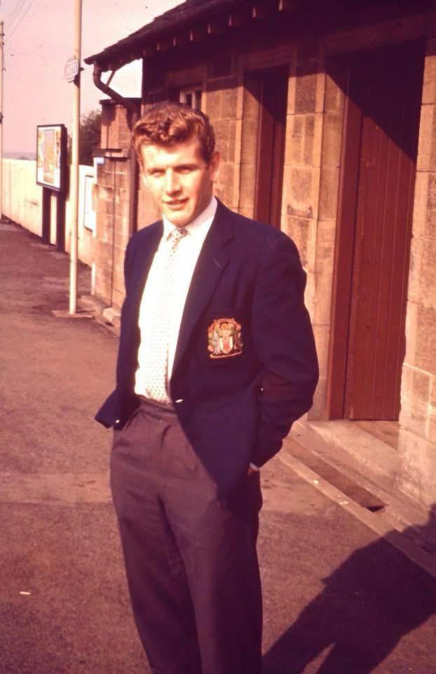Joe Baker. A legend at Hibs, Arsenal and Nottingham Forest with stints at Torino, Sunderland and Raith.

He also played with Armadale Thistle and started his career at Coltness United.

Here he is pictured at Shotts train station. Year unknown.
