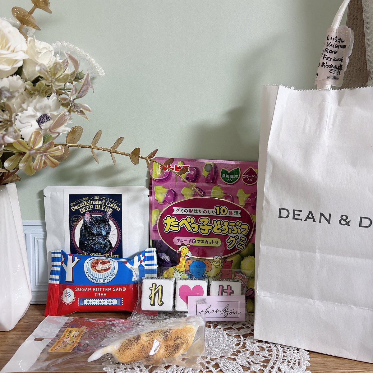 今日は寒い中お疲れ様でした〜！差し入れもありがとうございました🥹
既刊の感想やサンプルの感想いただけて本当に嬉しかったです💓新刊お楽しみいただけるといいなと思います
実は今回で最後のイベントでした