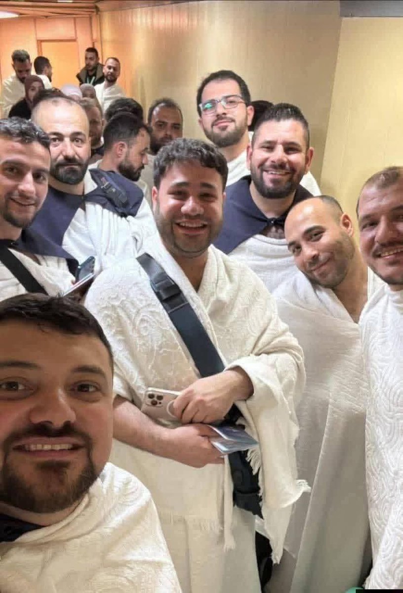 EmadHaoot17057's tweet photo. رأي شخصي 
لااتبرع بليره واحده طالما الدوله السوريه لم تحاسب عاطف نعنوع عن ملايين الدولارات 
التي حصل عليها من خلال الثورة السوريه 
ياعاطف نعنوع مدعوم من ترامب🤔
 يااااركان الدوله شريكة معه https://t.co/fuixkO3Edf