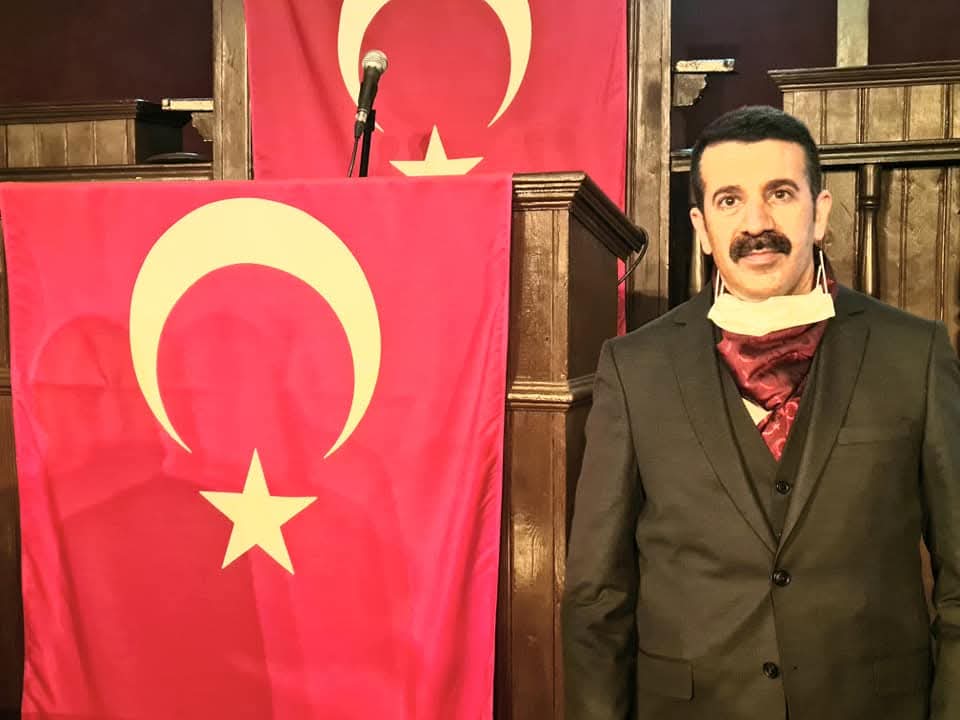 DrAhmetGok's tweet photo. "Ben Antepliyim Şahinim ağam..."

Bugün ülkemizin kuruluş iradesinin sahibi Türkiye Büyük Millet Meclisince, Milli Mücadele’nin Bayraktarlığını yapmış Antep’e 8 Şubat 1921’de “Gazi” Ünvanı Verilişinin Yıl Dönümü. 
Kutlu olsun!

Rabbim Şehitlerimizin ve Gazilerimizin ruhlarını şad, mekanlarını cennet eylesin. Nefsimizi ve neslimizi de ecdada layık evlatlar kılsın.
Gururla...