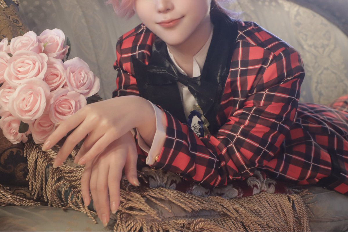 twst cosplay ゴスマリ♥️

『あなたの一生の後悔
     として添い遂げるよ』