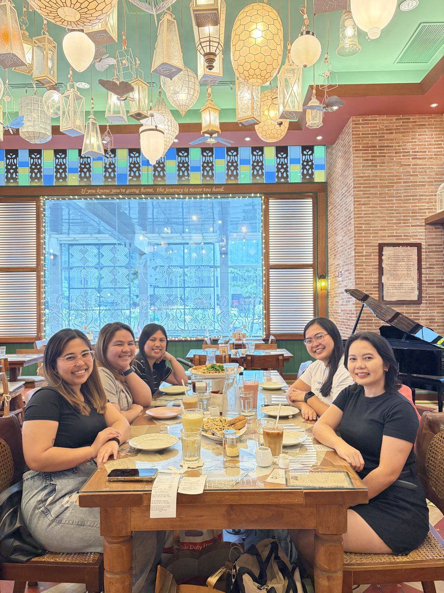 viviguuurl_'s tweet photo. It started with a fandom, but it became so much more. The friendship and sisterhood we built will always matter most. God knew how much I needed all of you. I love you, girlies 🤍🥹 https://t.co/7mjkcbrbT6
