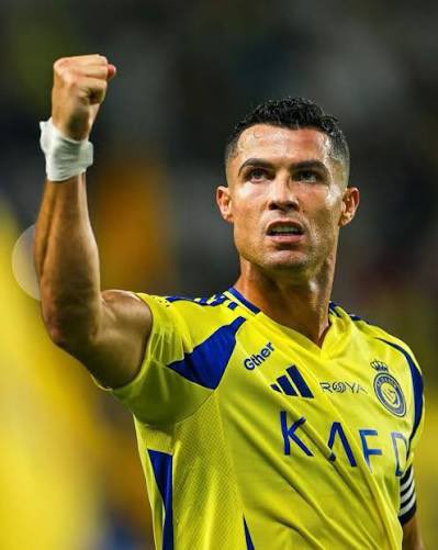 رسالة الى جمهور #النصر 

تشبثوا فيه والله انه القدر ساق لكم قوة خارقه