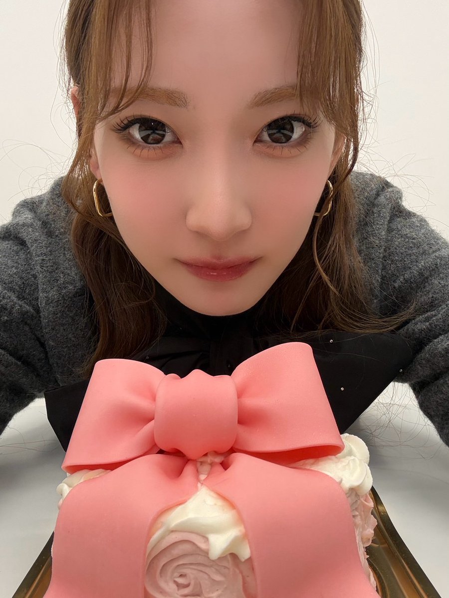 〖 FC UPDATE 〗

⧉RIN LOG

Check ➫ IS:SUE LOG
cf.is-sue.jp

#ISSUE #이슈 #ISSUE_LOG #RIN
#ISSUE_FC