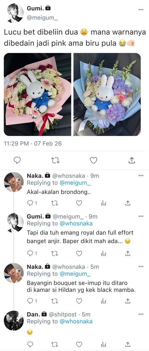 unalee90's tweet photo. Markhyuck few tweets au

— Pacaran bertiga

cw// twincest, mpreg, harsh words

From Crazy Twins Series https://t.co/crwg7CvOmU