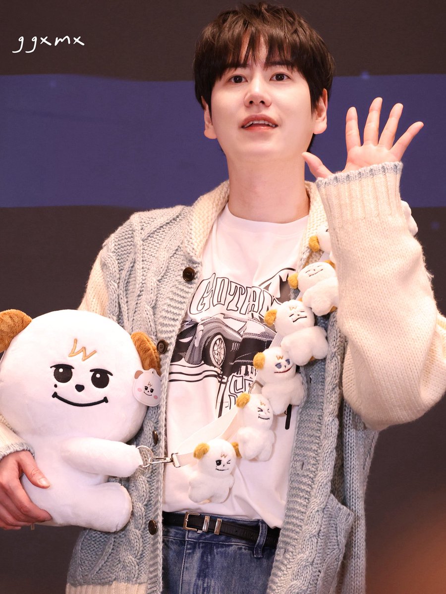 260208
GuangZhou imintv

🐶＊n

#규현 #KYUHYUN
#キュヒョン 
#圭贤