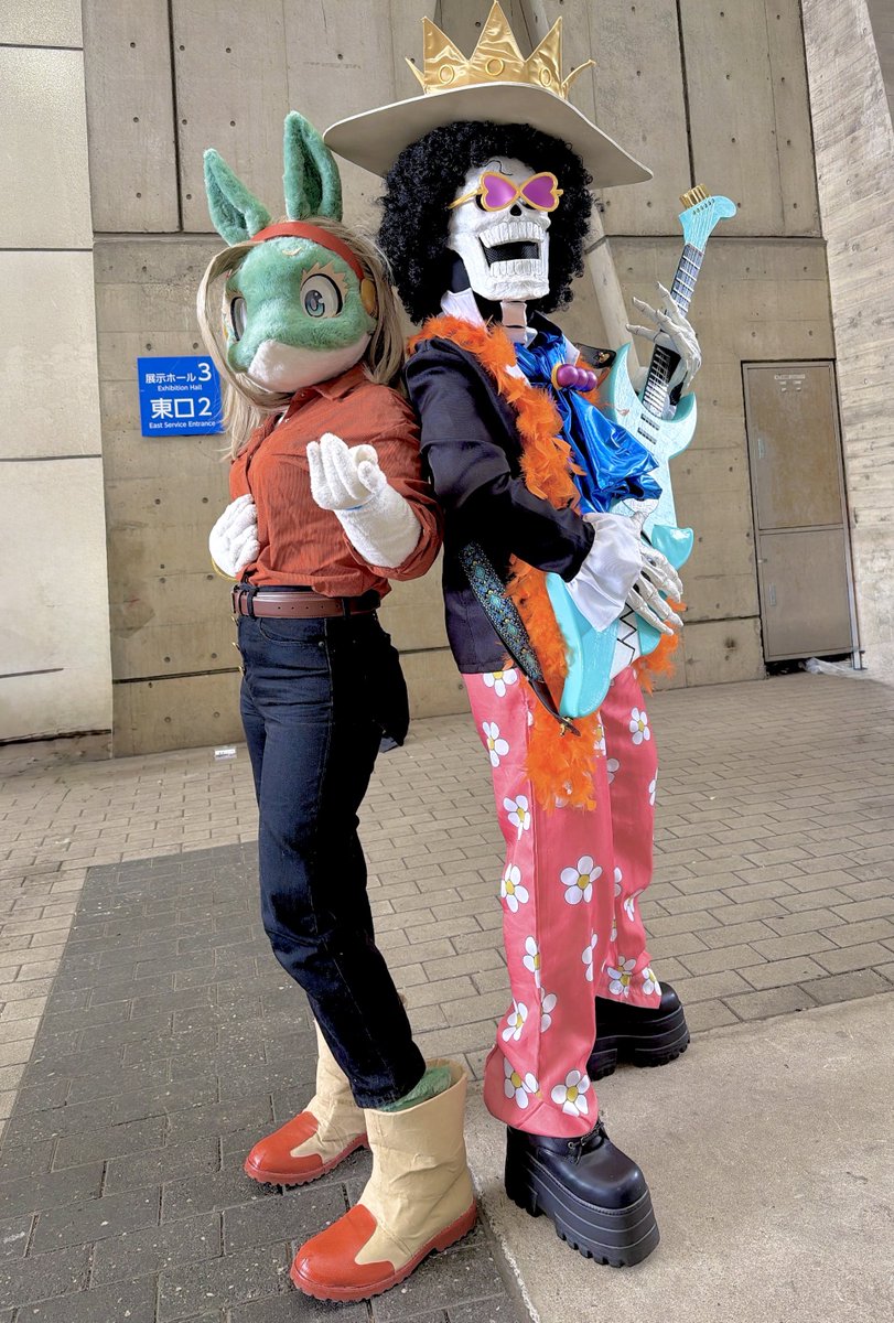 ヒロアカの一般女性でワンフェス行ってきましたー！

一緒にお写真撮らせていただいたブルックはA-RIN?さん<a href="/ARIN80136113/">A-RIN?</a> 
去年初めて一般女性をした時にお世話になったのでまた会えて嬉しいです💐