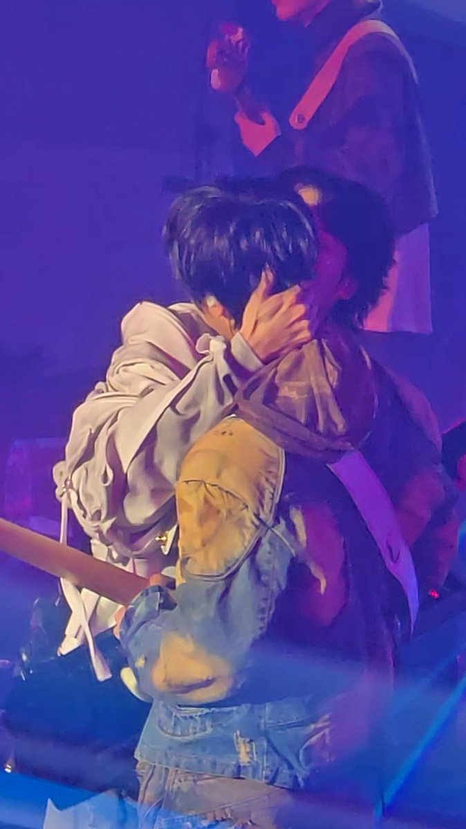 gentleharin's tweet photo. giuk's reaction after myeong kissed hyungu's cheek 😭😭 https://t.co/wI15bgEYQb