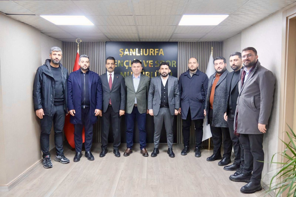 Geçmiş dönem TÜGVA Düzce İl Temsilcimiz, kıymetli yol arkadaşımız İsa Yazıcı’yı, Şanlıurfa Gençlik ve Spor İl Müdürü olarak atanması vesilesiyle ziyaret ettik. 

Yeni görevinin hayırlı olmasını diler, Şanlıurfa gençliği için yapacağı çalışmalarda üstün başarılar dileriz. Rabbim