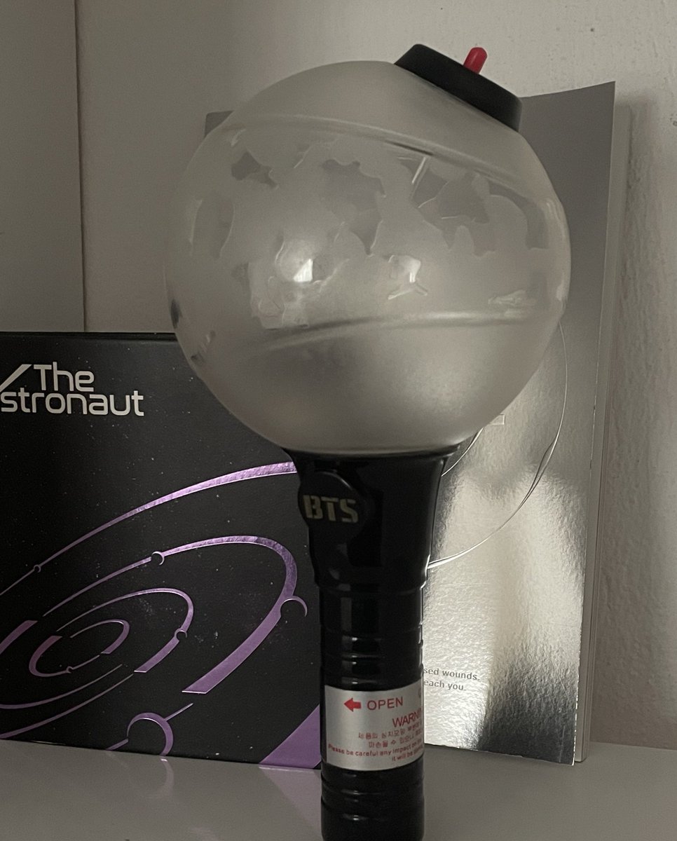 ver.1 arkadaslar gozum yasli 😓