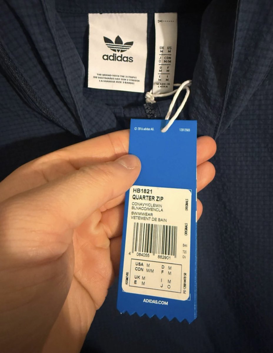 Tideswell96's tweet photo. @adiFamily_ For sale 

Adidas pullover jacket 
BNWT 
UK Medium 
£45 TYD +4% G&amp;S PayPal 

Thank you https://t.co/WELmNvGjhj