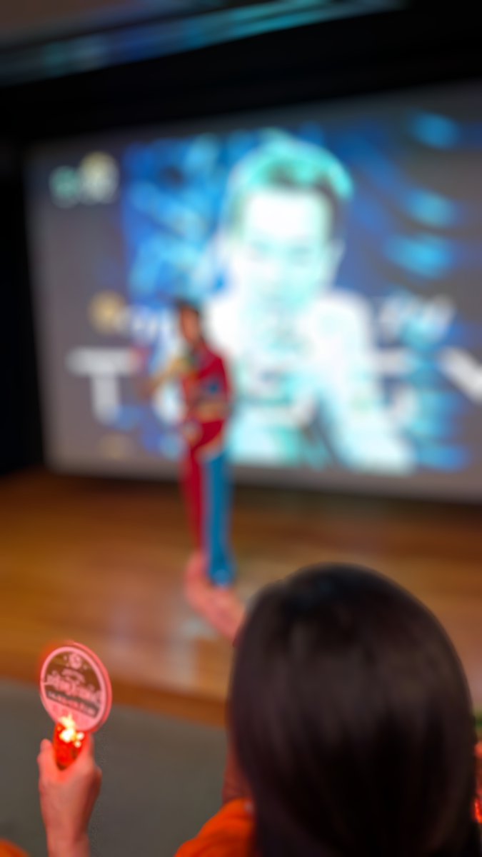 東京界隈のトシちゃんファミリーと、新年会を兼ねて昨年ライブの上映会