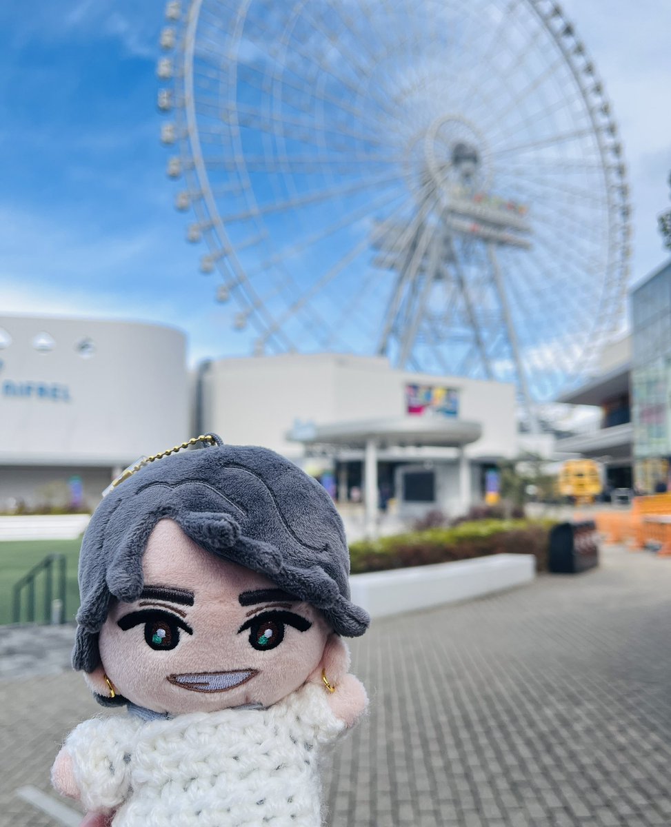 ヒューマンピットインビッグボックス

= Ferris wheel