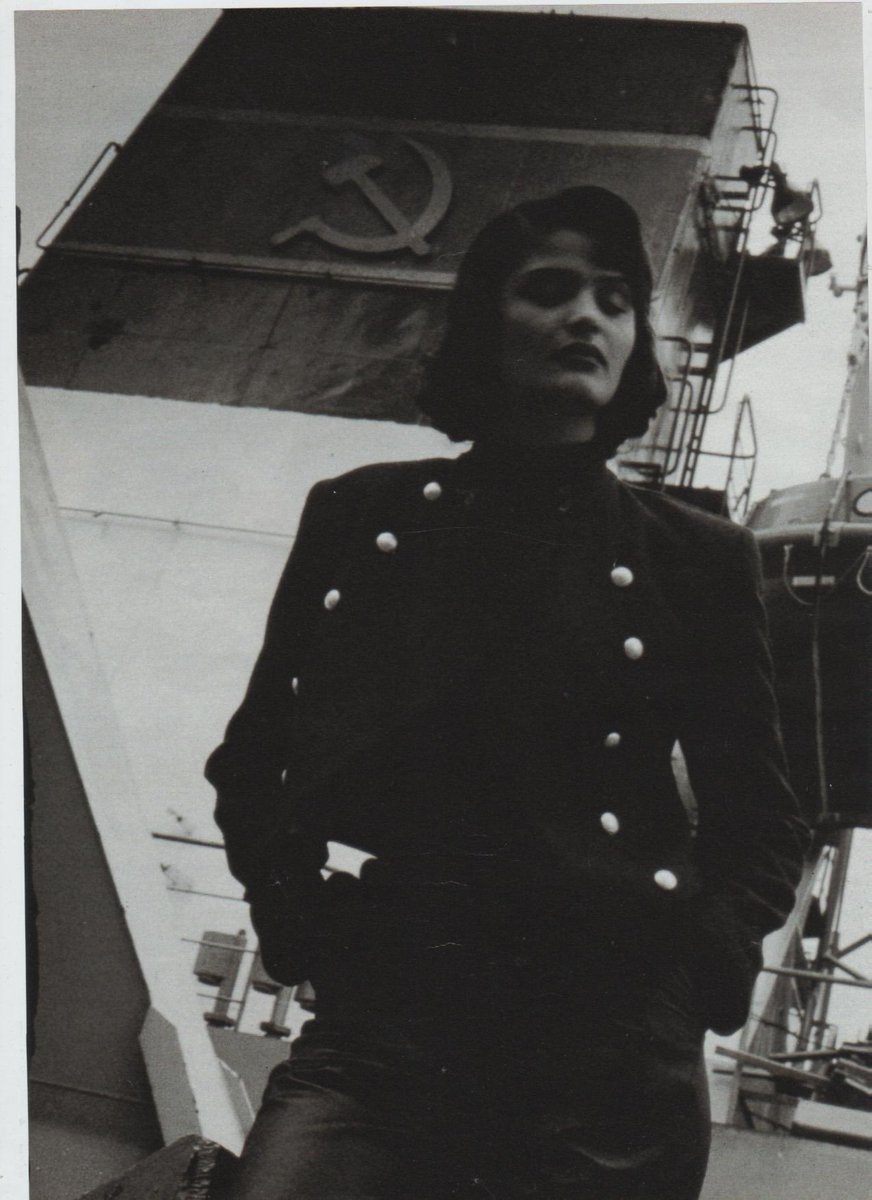 ticlassics's tweet image. Danish supermodel Helena Christensen, 1992.