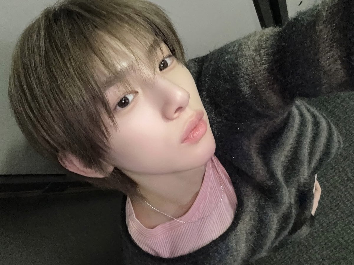juhoontwt's tweet photo. my pretty strawberry mochi daifuku https://t.co/8pbxCzUX5k