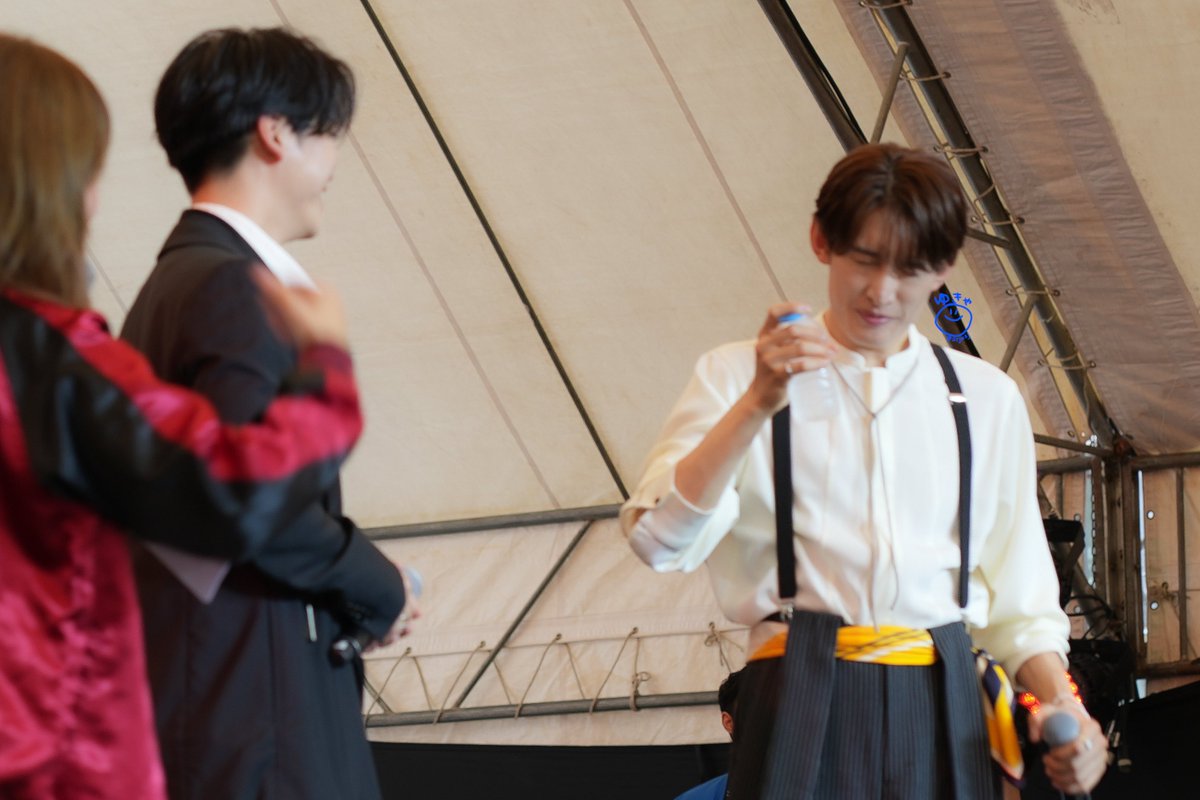 #向井康二 #โคจิมุไค #KojiMukai🧡
#亀梨和也🩷 
#JAPANEXPOTHAILAND2026 
2026.2.8

亀梨くんが水くれた！ヤッター(＾o＾)ﾉ