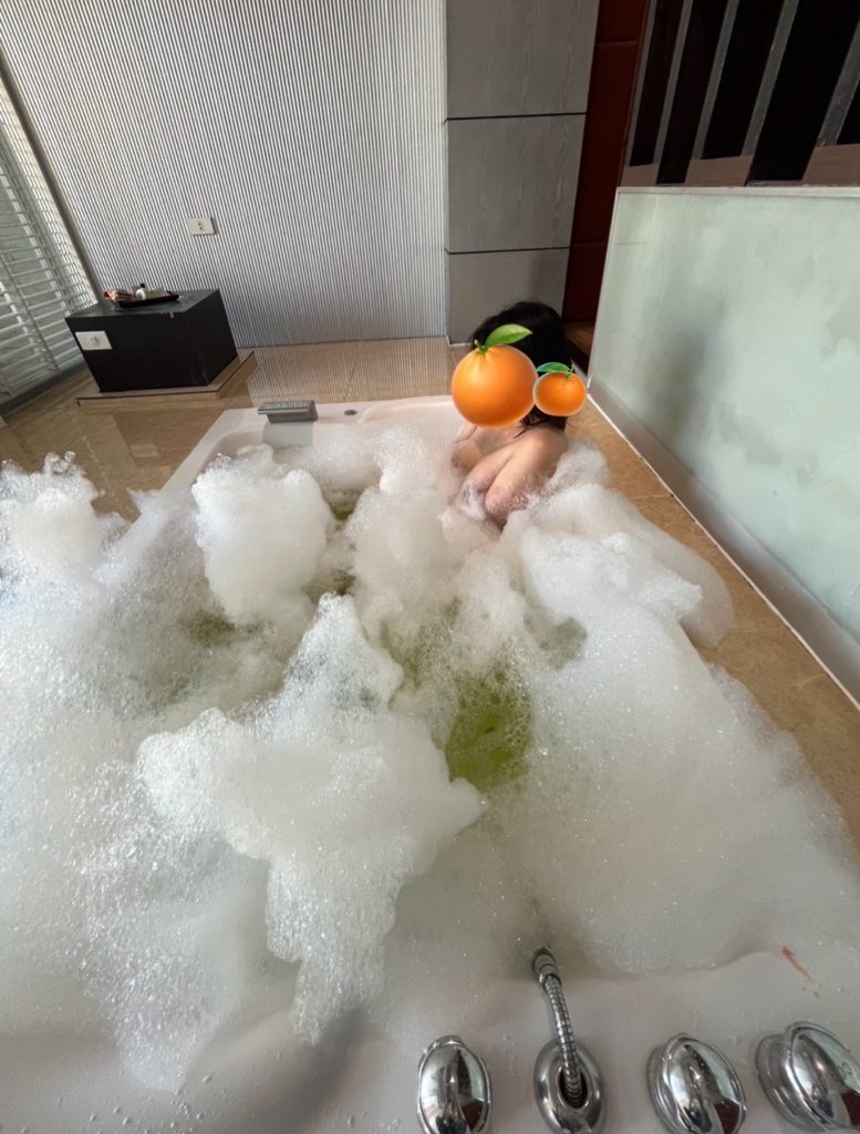 Orgasm689's tweet image. รอ รอ รอ 🍊🍊🍊