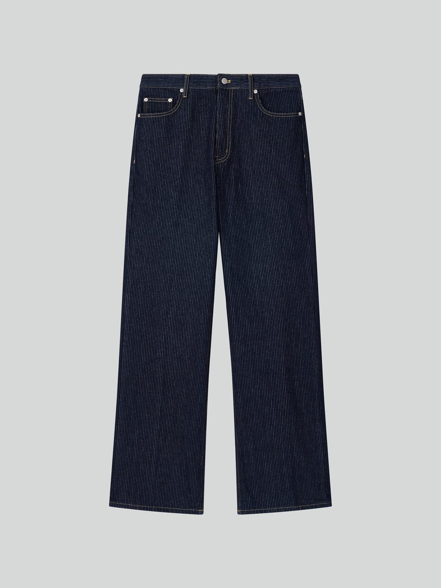 260208 #장우영  BEST ALBUM『3650.𝘻𝘪𝘱』오프라인 이벤트
👔 ：peq
DENIM STRIPED SHIRT (BLUE)
👖：peq
DENIM STRIPED BOOTCUT JEANS (BLUE)