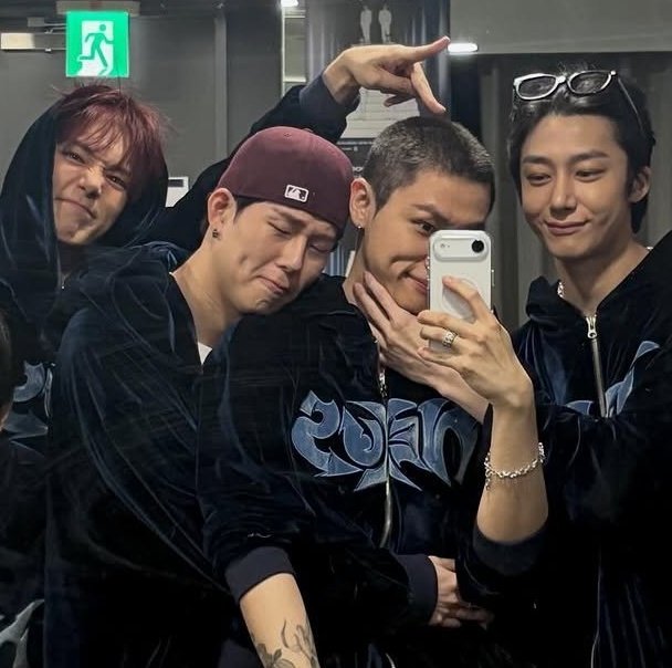 허닛✨️ tweet media