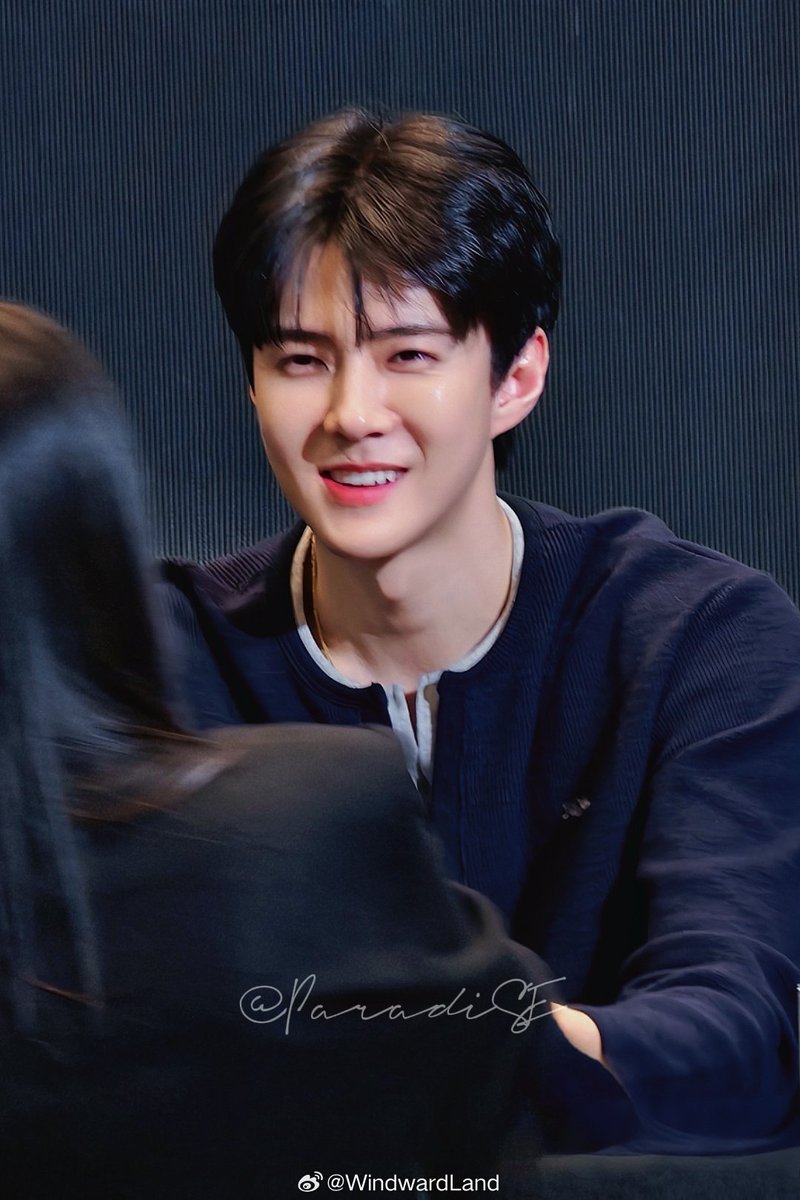 SeeHunbook's tweet photo. 📷©️logo
#세훈 #SEHUN #吴世勋 #EXO https://t.co/uqyERztYJB