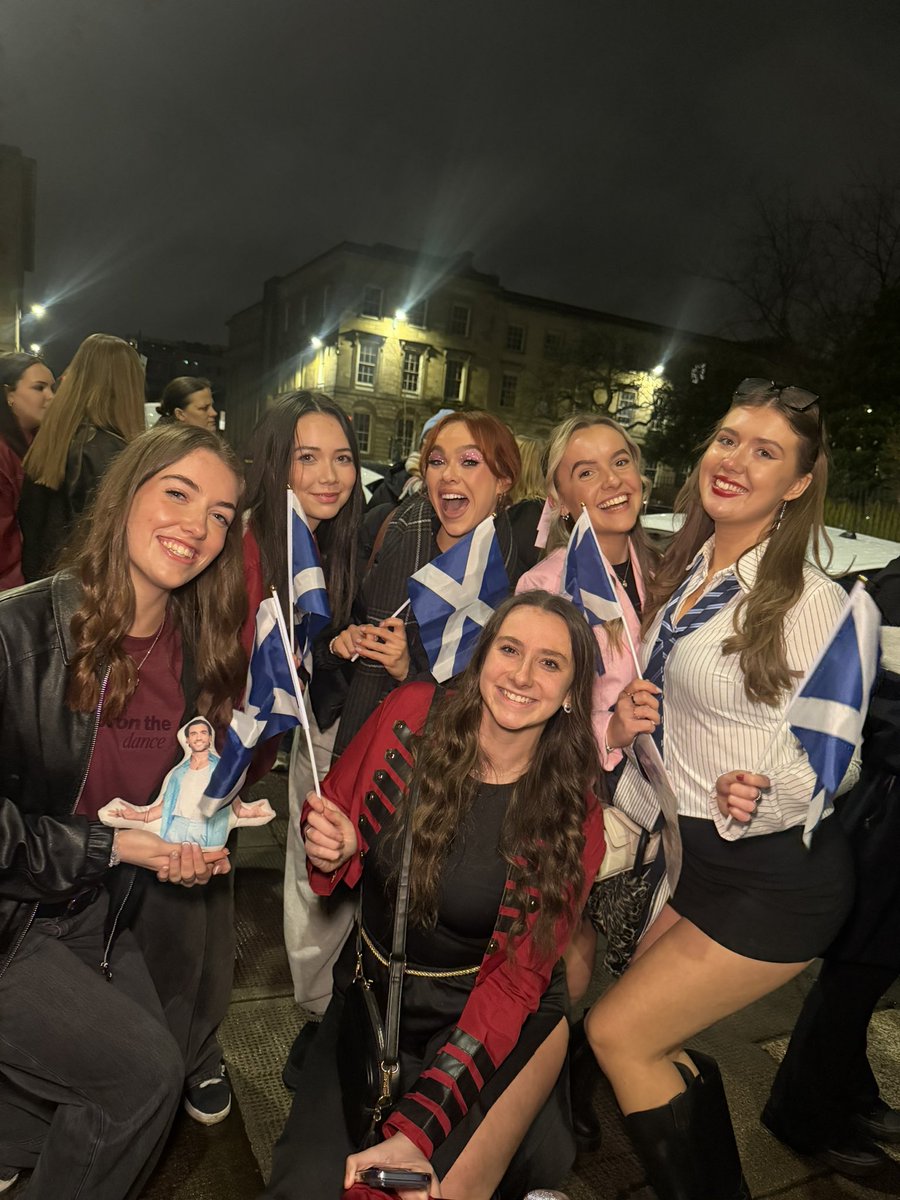 court ♡ tweet media