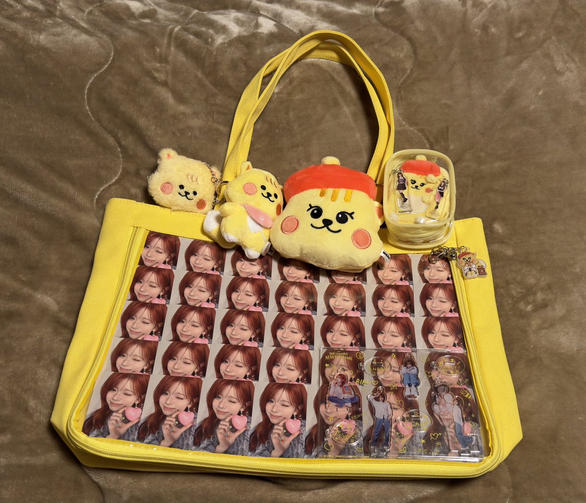 リクちゃん痛バ2つ完成した🐿💛 #NiziU #RIKU