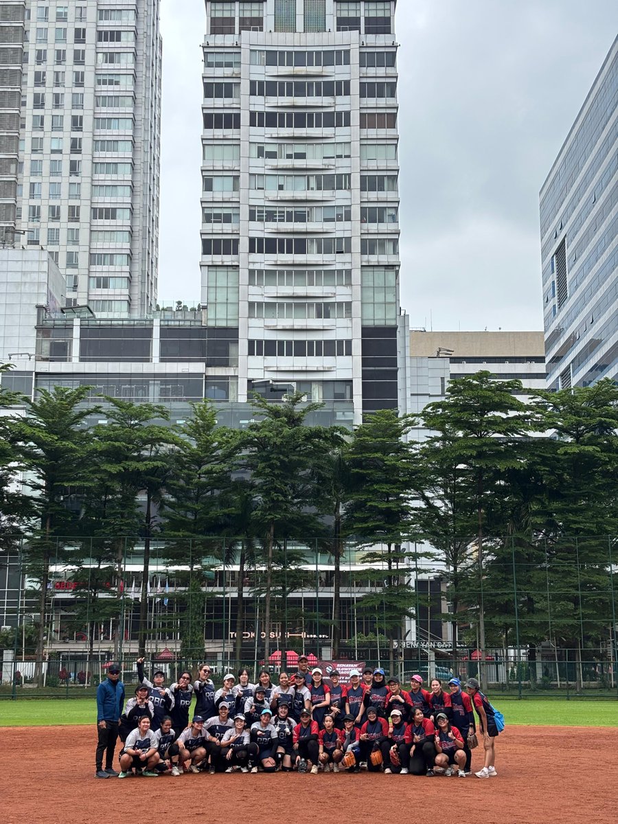 Another w in the bag, also a decent individual performance, ultimately so proud of <a href="/widililiani/">Kacamata Pecah</a> for being the mvp🤪😘🫶🏻