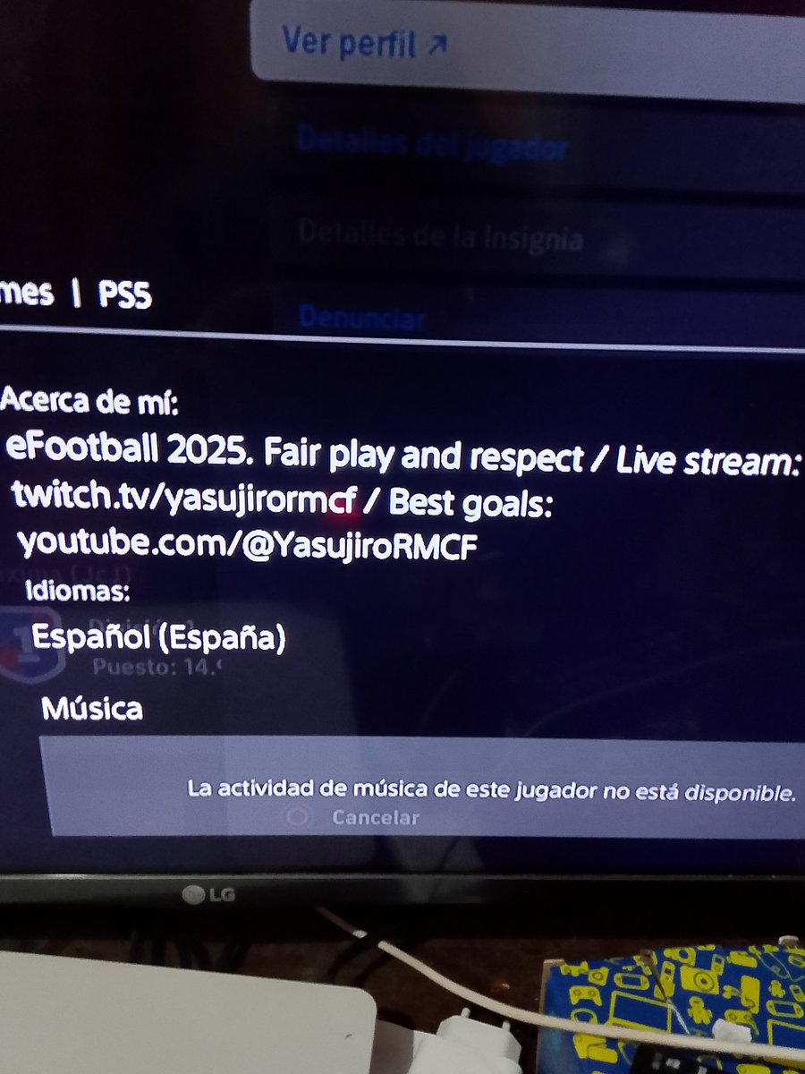 Que te ha pasado milloniti?jaaaa tirando del cable en amistoso no le quiero imaginar k haces en división me peo para tú equipo de 3000 euros #eFootball
