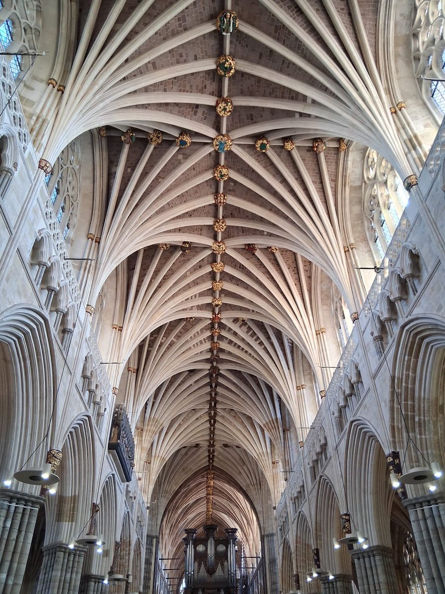 marksmeanderin1's tweet image. The incredible ceiling of Exeter Cathedral, Devon!! An absolute medieval masterpiece.

The longest continuous medieval stone vault in the world!!! Over 400 detailed bosses as well. Awe-inspiring.

📸 my own

#CeilingsOnSunday #Exeter #Devon #architecture #cathedral