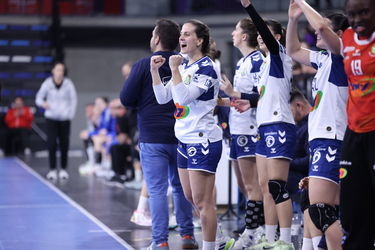 IberdrolaDHF's tweet image. Segunda 𝑮𝑨𝑳𝑬𝑹𝑰́𝑨 𝒅𝒆 𝒊𝒎𝒂́𝒈𝒆𝒏𝒆𝒔 de la jornada 1⃣8⃣ de #LigaGuerrerasIberdrola

🆚 @BMGranollers  2⃣8⃣ - 2⃣2⃣ @elda_prestigio 
 
📸 ¡𝐃𝐢𝐬𝐟𝐫𝐮𝐭𝐚𝐝𝐥𝐚𝐬!

#Balonmano