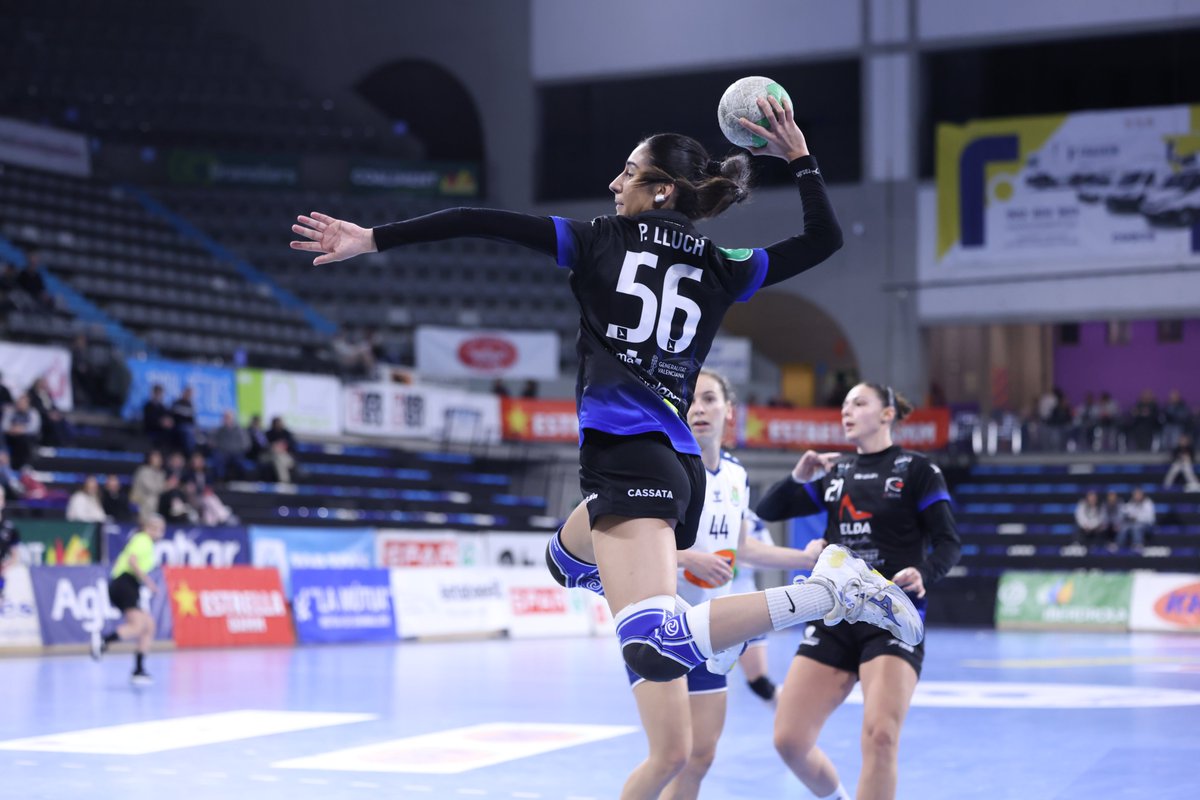 IberdrolaDHF's tweet image. Segunda 𝑮𝑨𝑳𝑬𝑹𝑰́𝑨 𝒅𝒆 𝒊𝒎𝒂́𝒈𝒆𝒏𝒆𝒔 de la jornada 1⃣8⃣ de #LigaGuerrerasIberdrola

🆚 @BMGranollers  2⃣8⃣ - 2⃣2⃣ @elda_prestigio 
 
📸 ¡𝐃𝐢𝐬𝐟𝐫𝐮𝐭𝐚𝐝𝐥𝐚𝐬!

#Balonmano