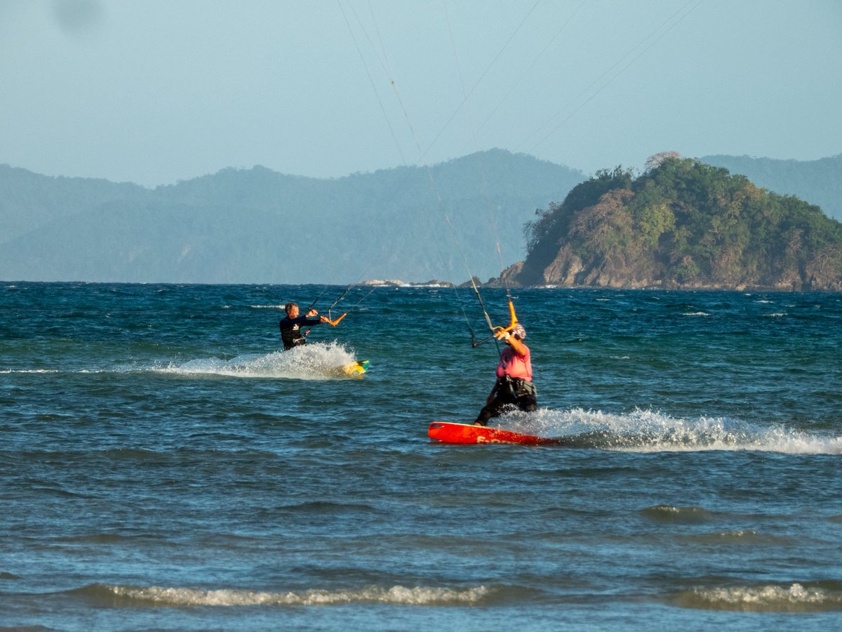 Amihan Kite Windsurf Cafe tweet media