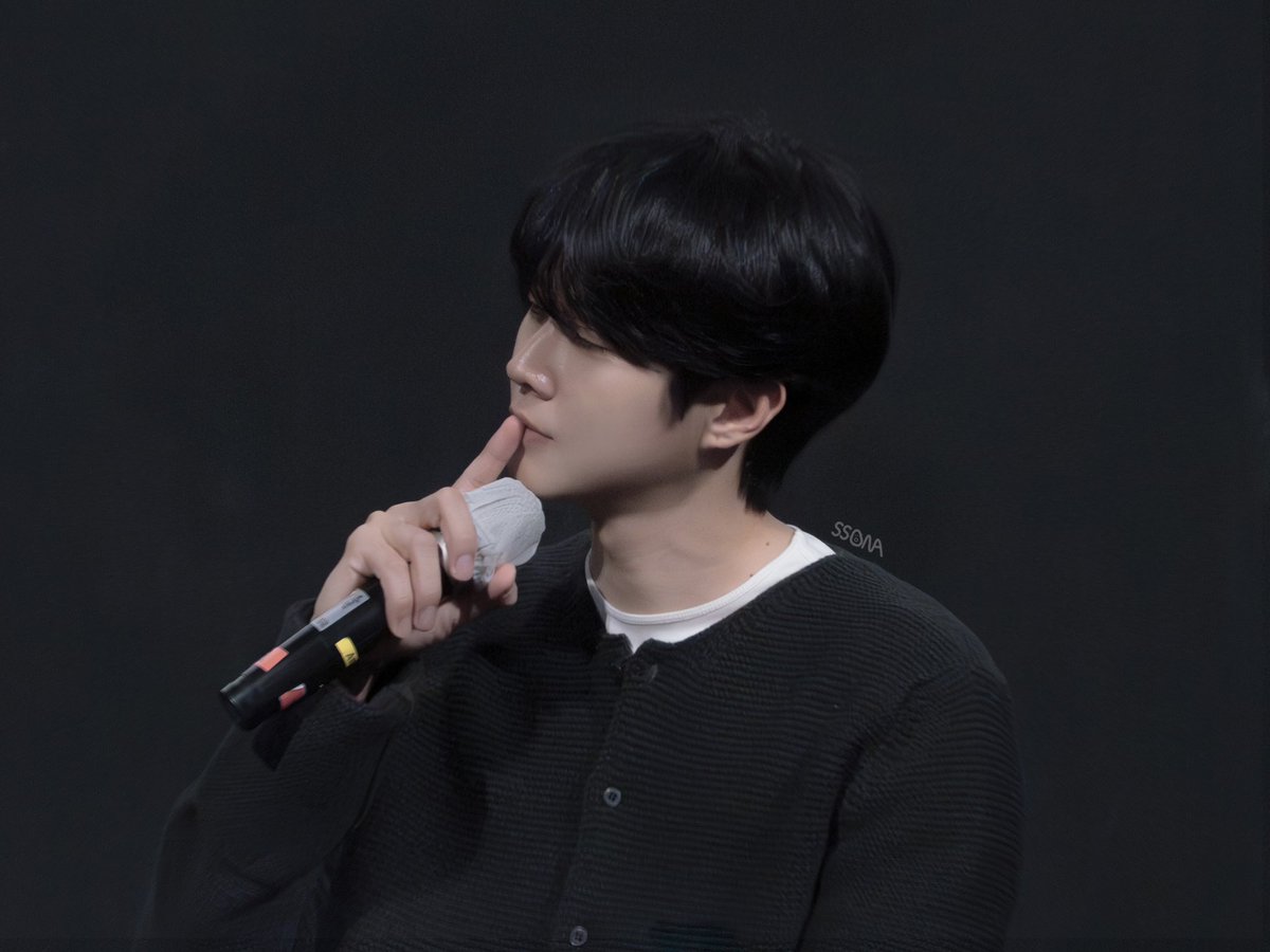 ssonachoi's tweet photo. ㅎㅏ .. 계획은 오늘까지 다 편집하는거였는데 400장 넘게 찍어버린 제 과거 때문에 고르는데만 삼만년 걸림
고르고 골라 30장 넘게있으니 나머지도 열심히 편집해서 올리겠슴다

<직사각형삼각형> GV 최우식 https://t.co/CaQWe8Kj2v