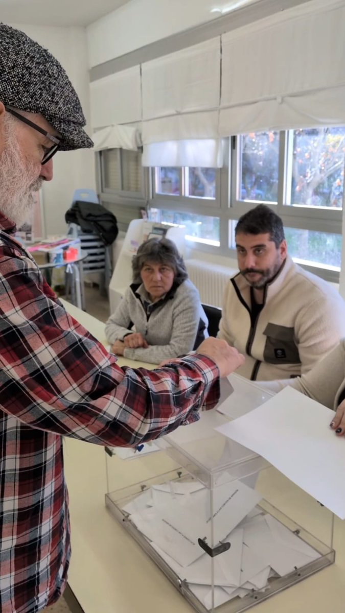 ⭕️ 8F | Vicente Guerrero tras votar en Monzón: “Ahora es el momento de decir qué Aragón queremos”. El candidato de IU-Movimiento Sumar por Uesca anima a "todas aquellas personas que todavía no han ido a votar" que lo hagan "con ilusión y con compromiso": arainfo.org/?p=321233