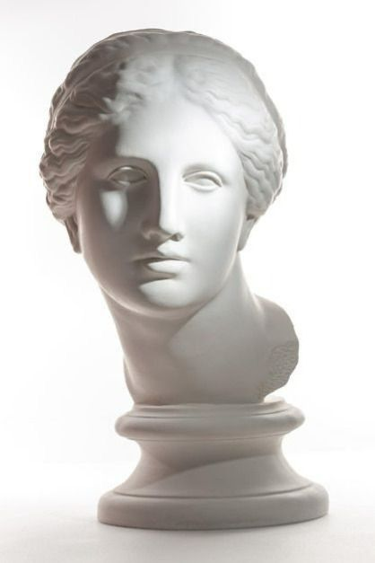 meloncat151's tweet photo. #1 
Trying to improve my art. Some studying. I need to work on my shadows, sahpes and poportions. The statues name is Venus de Milo. Couldn't find the excact ref for it though, sadly.
#Practice #fyp #artwork https://t.co/IgCbtbJoAM