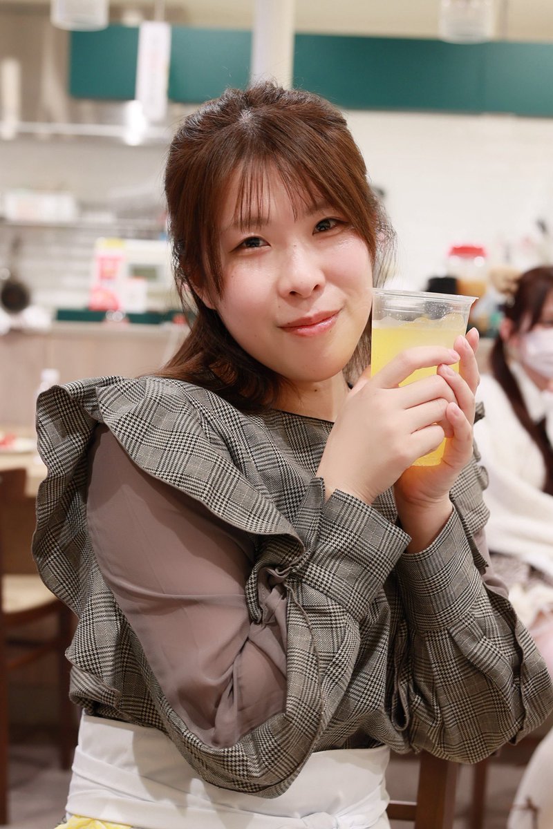 RT @meruru0526: あやのちゃん特製おつまみレタス振舞ったら1番請求