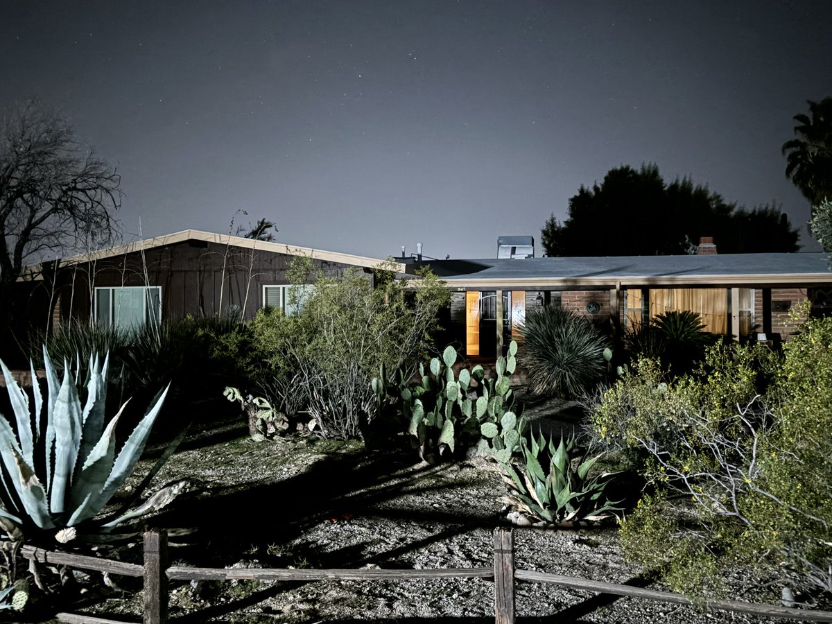 mikerreports's tweet image. 3 hours ago exactly 7 days passed since Nancy Guthrie’s pacemaker lost synch with her Apple devices. 

While the Pima County sheriff has said no suspects have been ruled out and no persons of interest have been identified, we learned yesterday from a gas station clerk that…