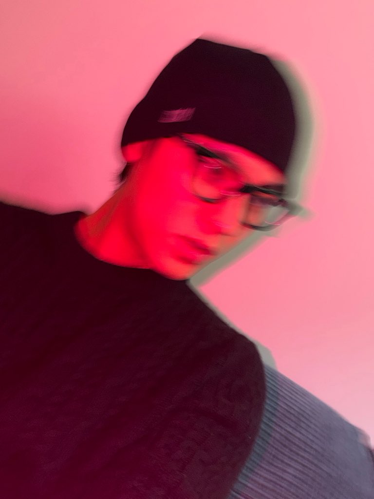 260208 mingyu weverse 🌟 #민규 #MINGYU 

🐶 sunday~~💋