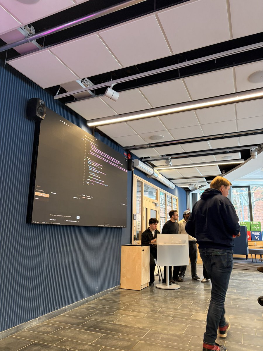 Fabian Kerj tweet media