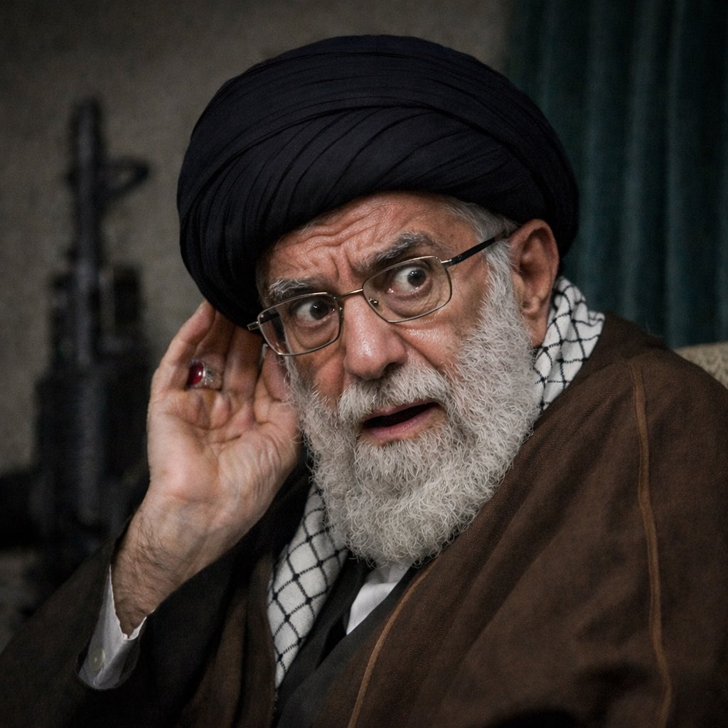سخنرانی خامنه‌ای به‌بهانه «ملاحظات امنیتی» لغو شد؛
وقتی پدر تروریست‌ها هم از امنیت خودش مطمئن نیست.

Khamenei’s speech was canceled under the pretext of “security concerns”;
when even the father of terrorists no longer feels safe.