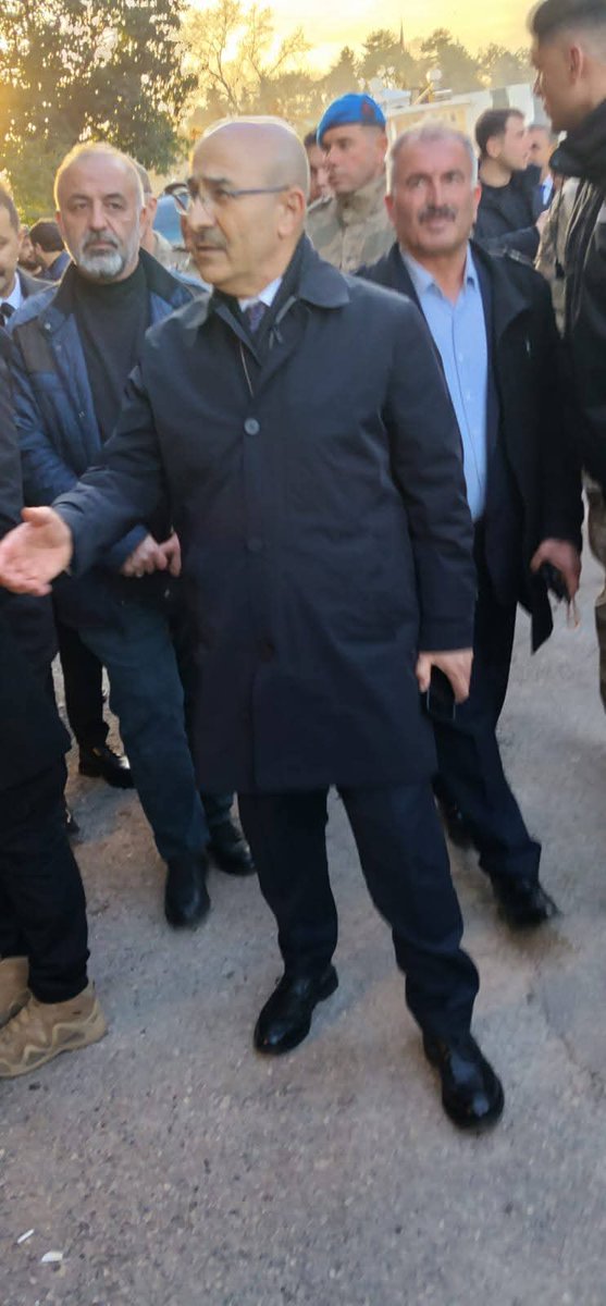 adymnotocenter's tweet photo. İçişleri bakanı sayın Ali Yerlikaya ve emniyet genel müdürü sayın Mahmut Demirtaş  Adıyamanımıza şeref verdiler yaptıkları hizmetler için teşekkür ederim https://t.co/xeHvqC3lJW