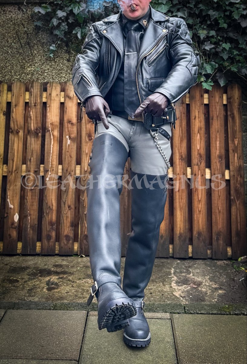 LeatherMagnus tweet media