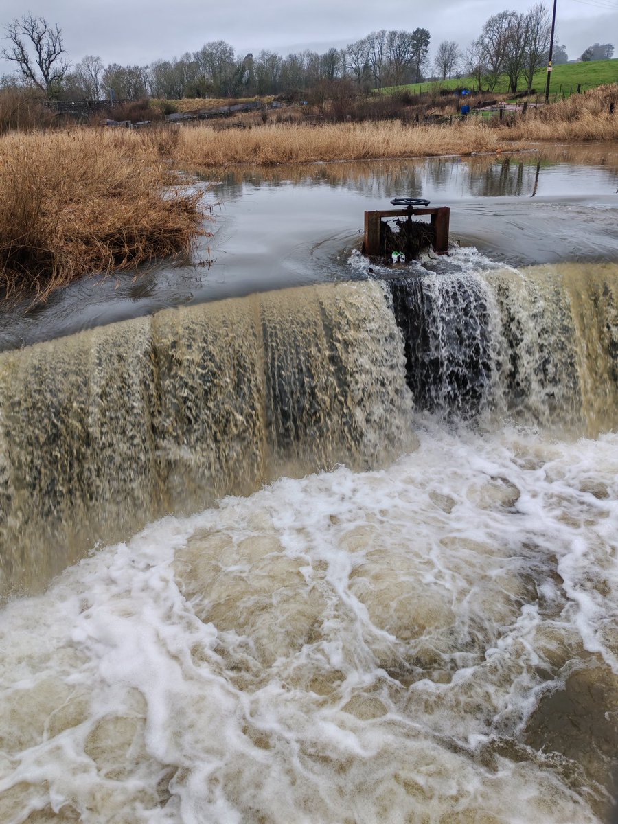 First day without rain for goodness knows how long.  The burn is usually quite low and calm.