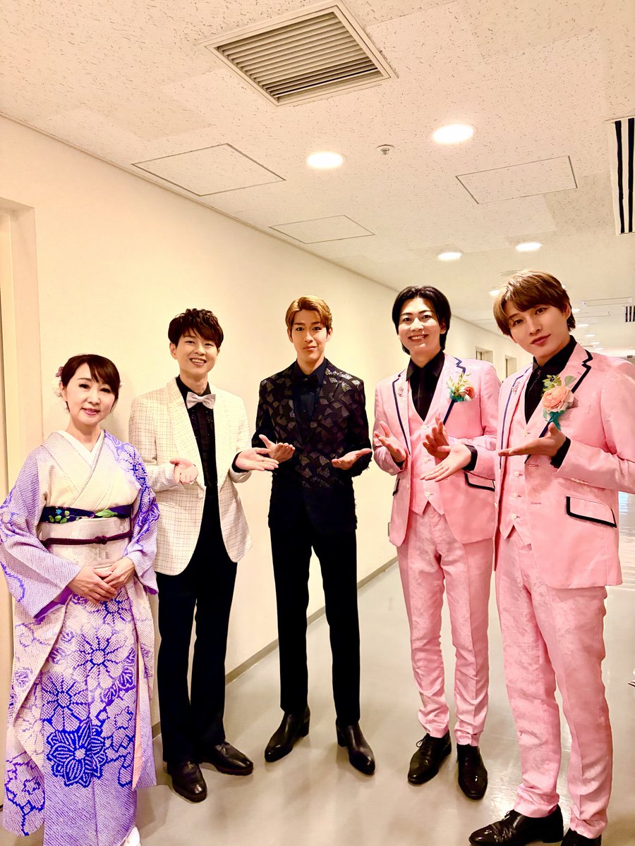 misato25y's tweet photo. 今日は兵庫県伊丹市へ‼️

『2026 ENKA冬の陣 in 伊丹』
##パクジュニョン さん、#風輪 さん、#花園直道 さん　皆さまおつかれさまでした❣️

寒い中お越しいただいたお客様にも
感謝の想いです❣️

でも会場は、アツク❣️盛り上がりました‼️

おつかれさまでした♪♪♪

#山口みさと
#演歌歌手 https://t.co/G3ECjl9K2g
