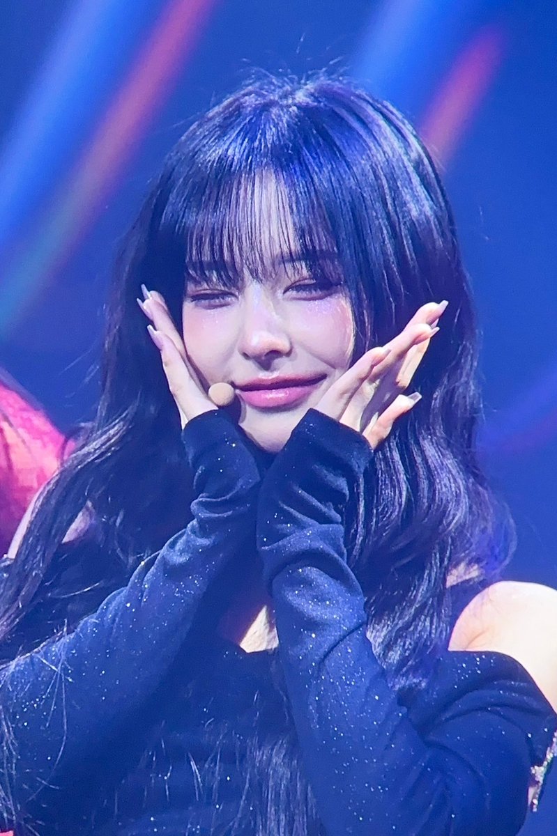 260208

#클라씨 #CLASSy #김선유 #SEONYOU #햄찌서뉴 #냥이선유